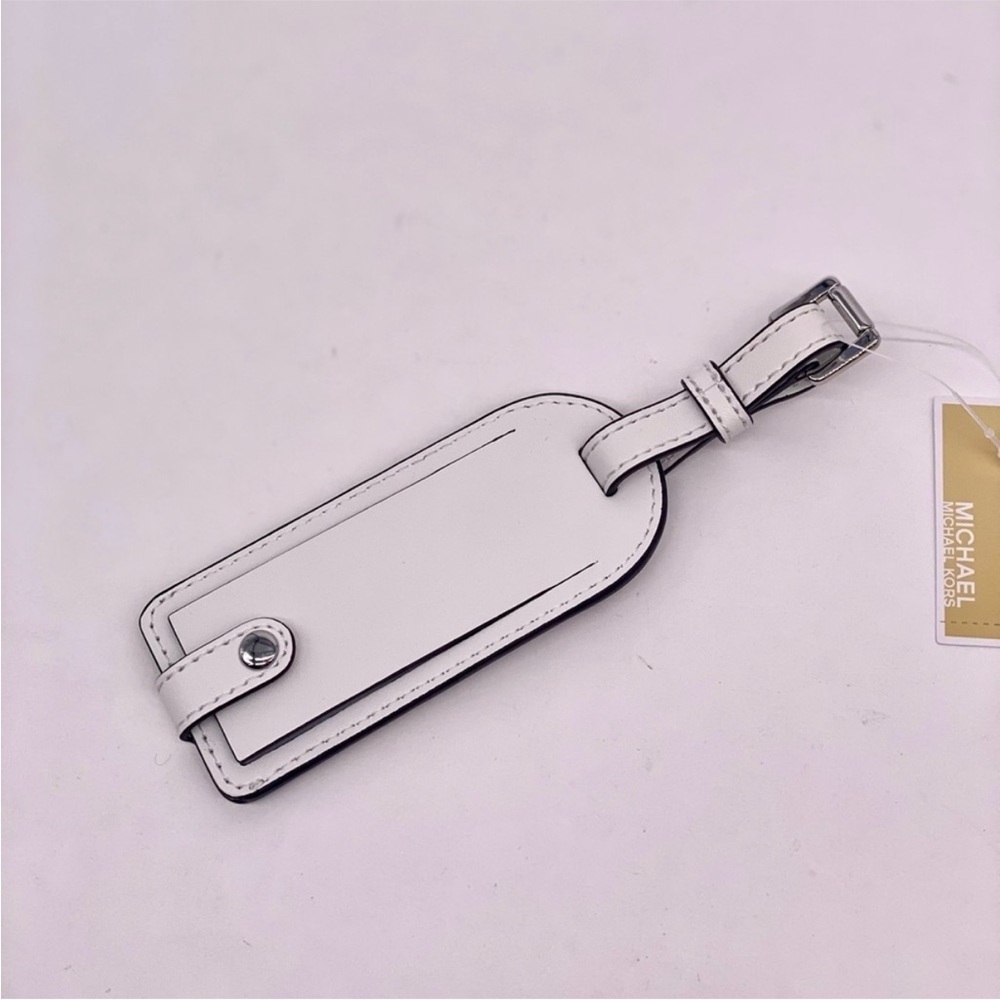 Michael Kors White and Pink Luggage Tag - Picture 4 of 7